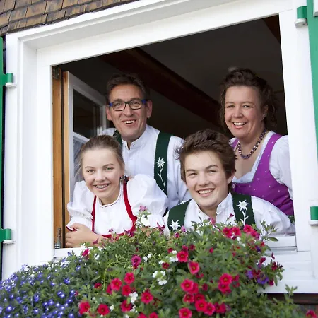 Szálloda Familien- Und Wellnesshotel 